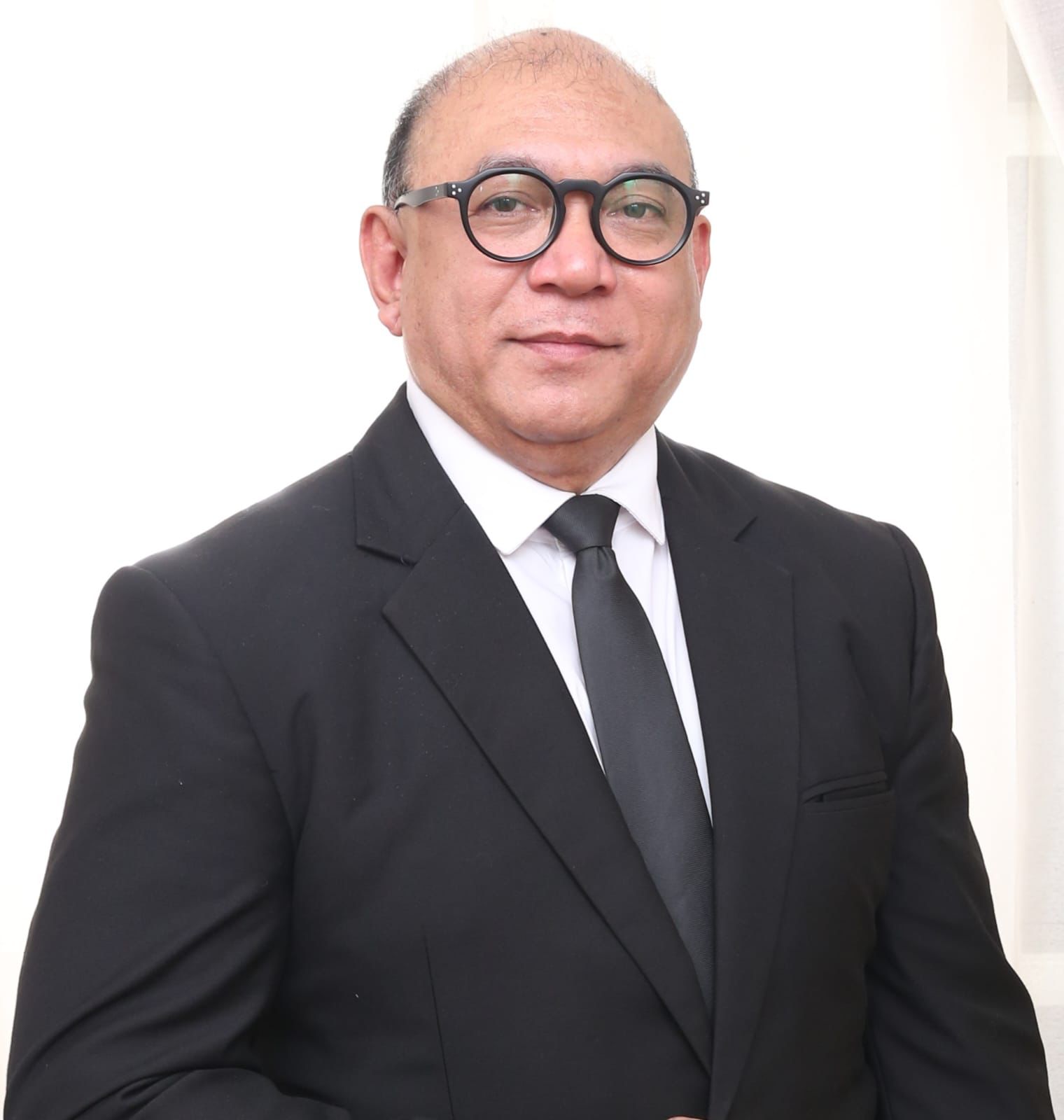 Pdt. Dr. Harry Maximilian Rompis, M.Th.